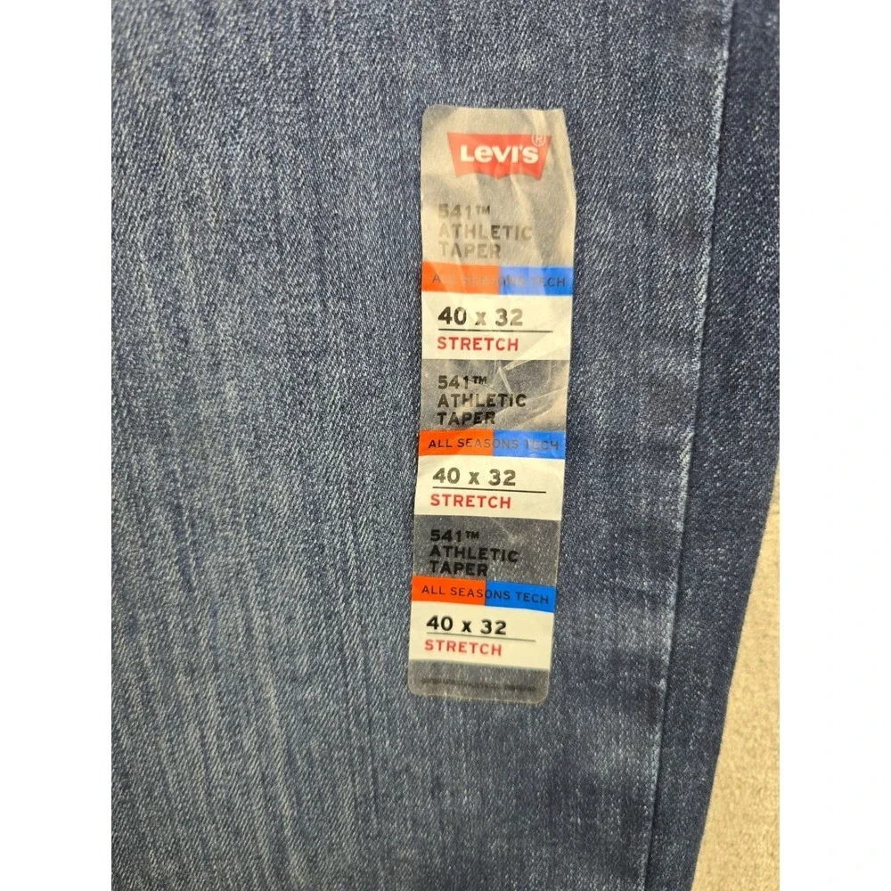 Levi 541 Denim Jeans Men's 40x32 Blue Dark Wash Stretch Athletic Taper NWT